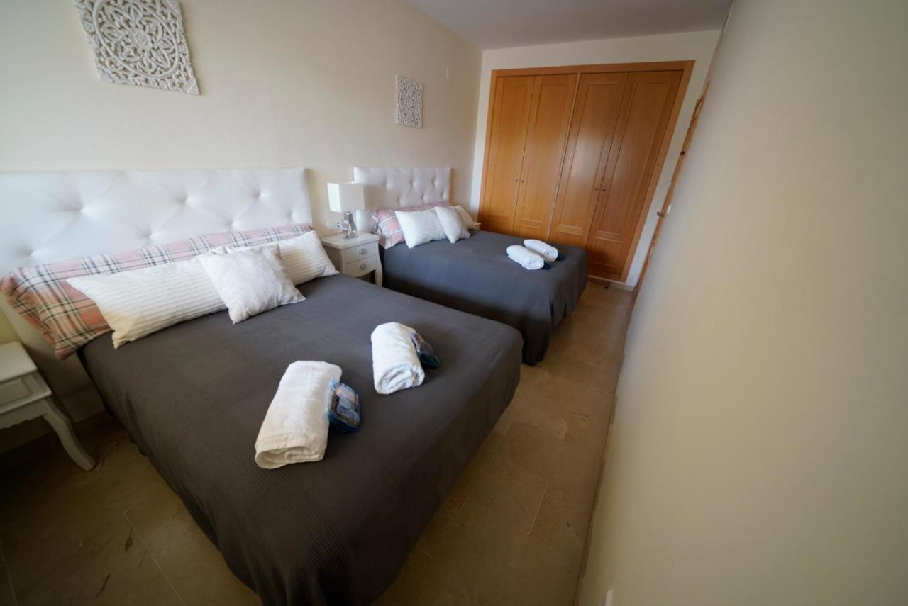 Apartamento Primera Linea De Playa Isla Cristina Urbanizacion Zarati Esterno foto