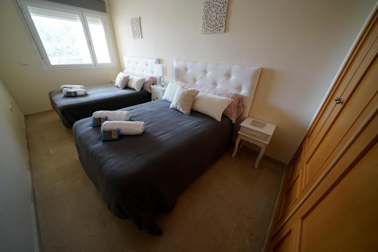 Apartamento Primera Linea De Playa Isla Cristina Urbanizacion Zarati Esterno foto