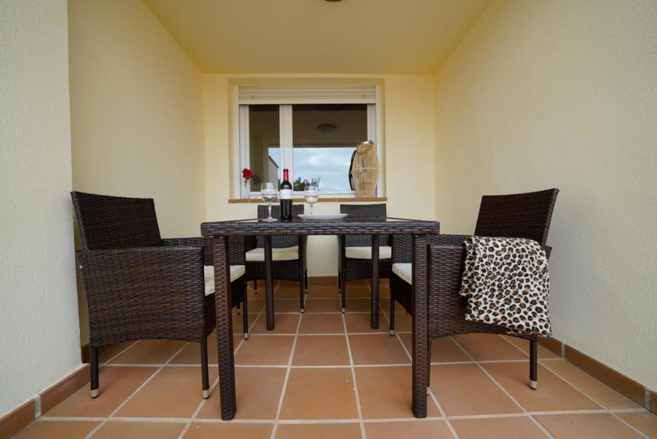 Apartamento Primera Linea De Playa Isla Cristina Urbanizacion Zarati Esterno foto